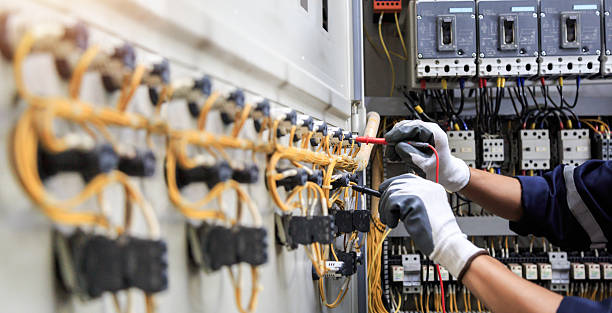Professional Electrician technician working in Rogers, MN